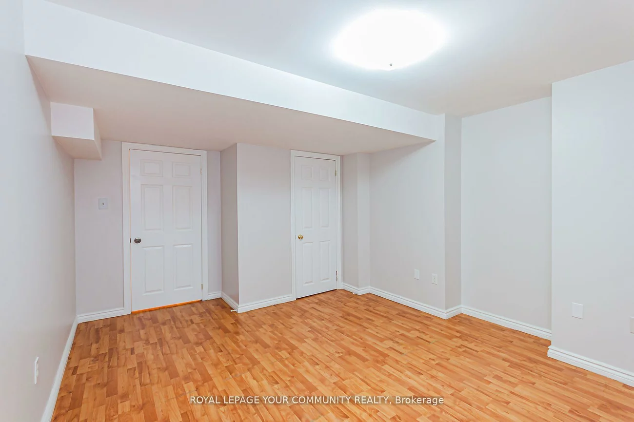 6, Round Hill, Box Grove, Markham