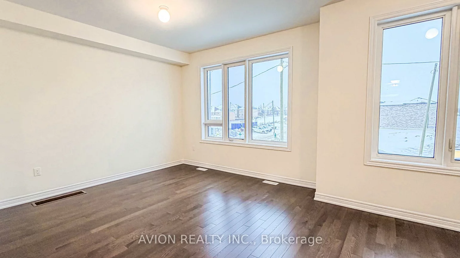 131, Vine Cliff, Victoria Manor-Jennings Gate, Markham