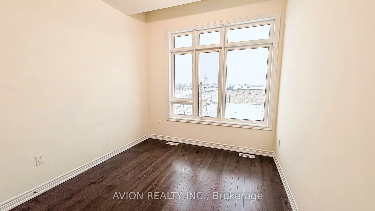 131, Vine Cliff, Victoria Manor-Jennings Gate, Markham