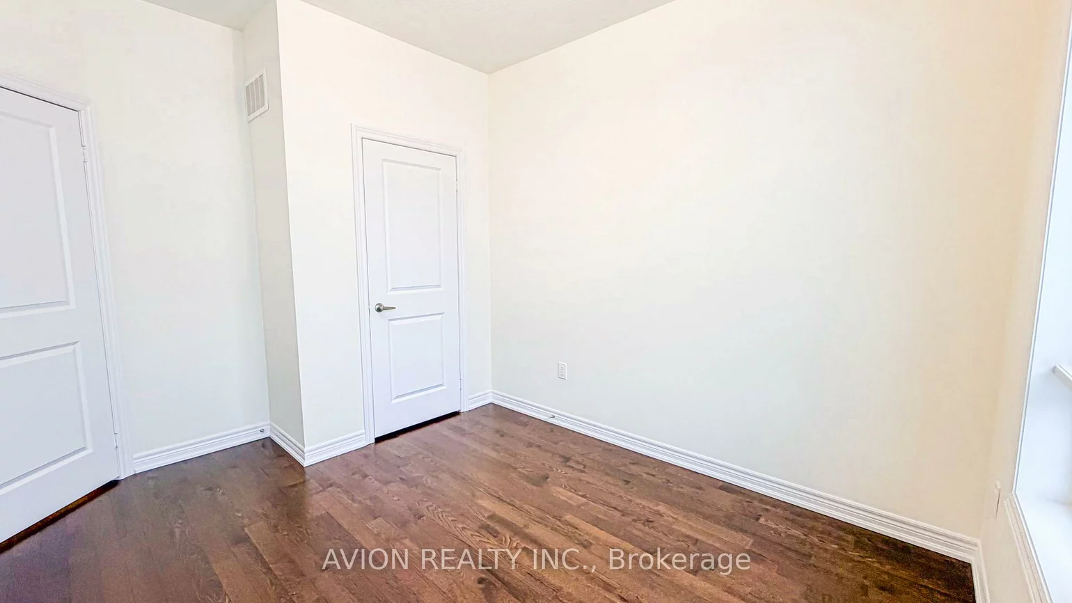 131, Vine Cliff, Victoria Manor-Jennings Gate, Markham