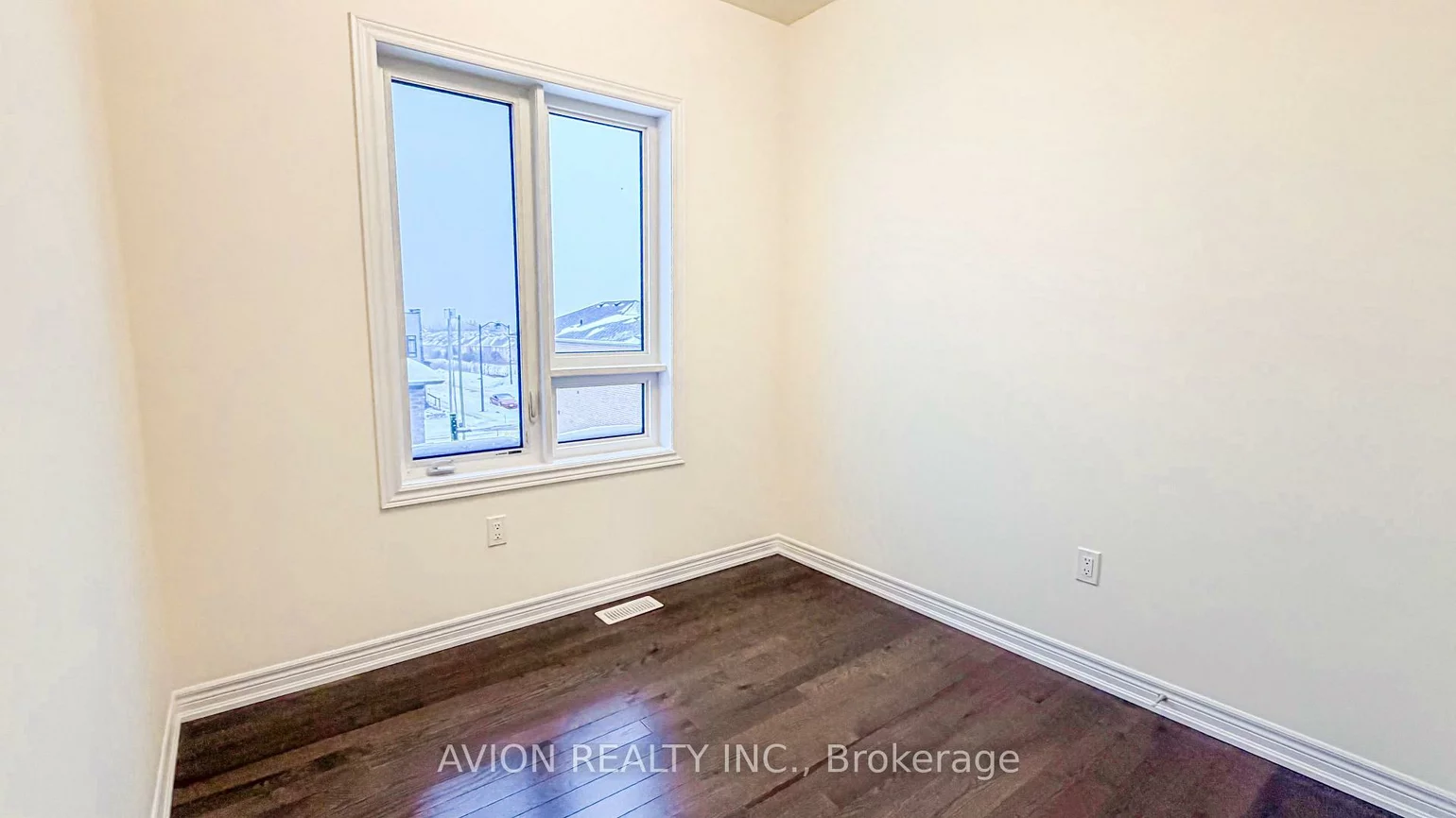 131, Vine Cliff, Victoria Manor-Jennings Gate, Markham