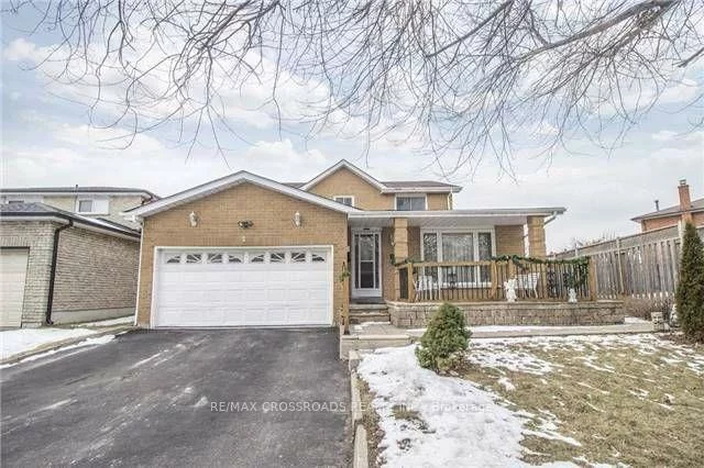 2, Hampstead, Milliken Mills East, Markham