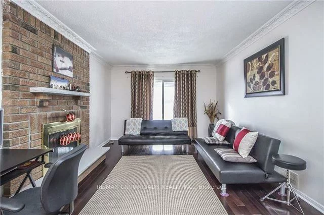 2, Hampstead, Milliken Mills East, Markham