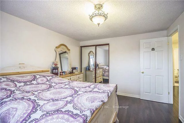 2, Hampstead, Milliken Mills East, Markham