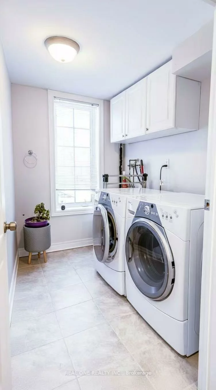 77, Leitchcroft, Commerce Valley, Markham