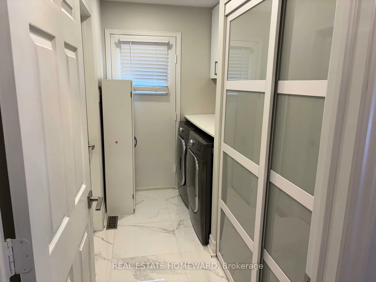 33, Braeburn, Aileen-Willowbrook, Markham