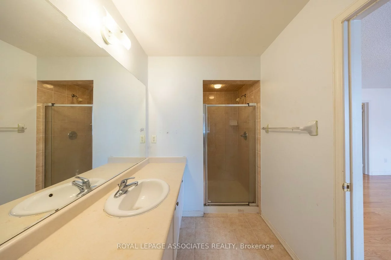 77, Andriana, Box Grove, Markham