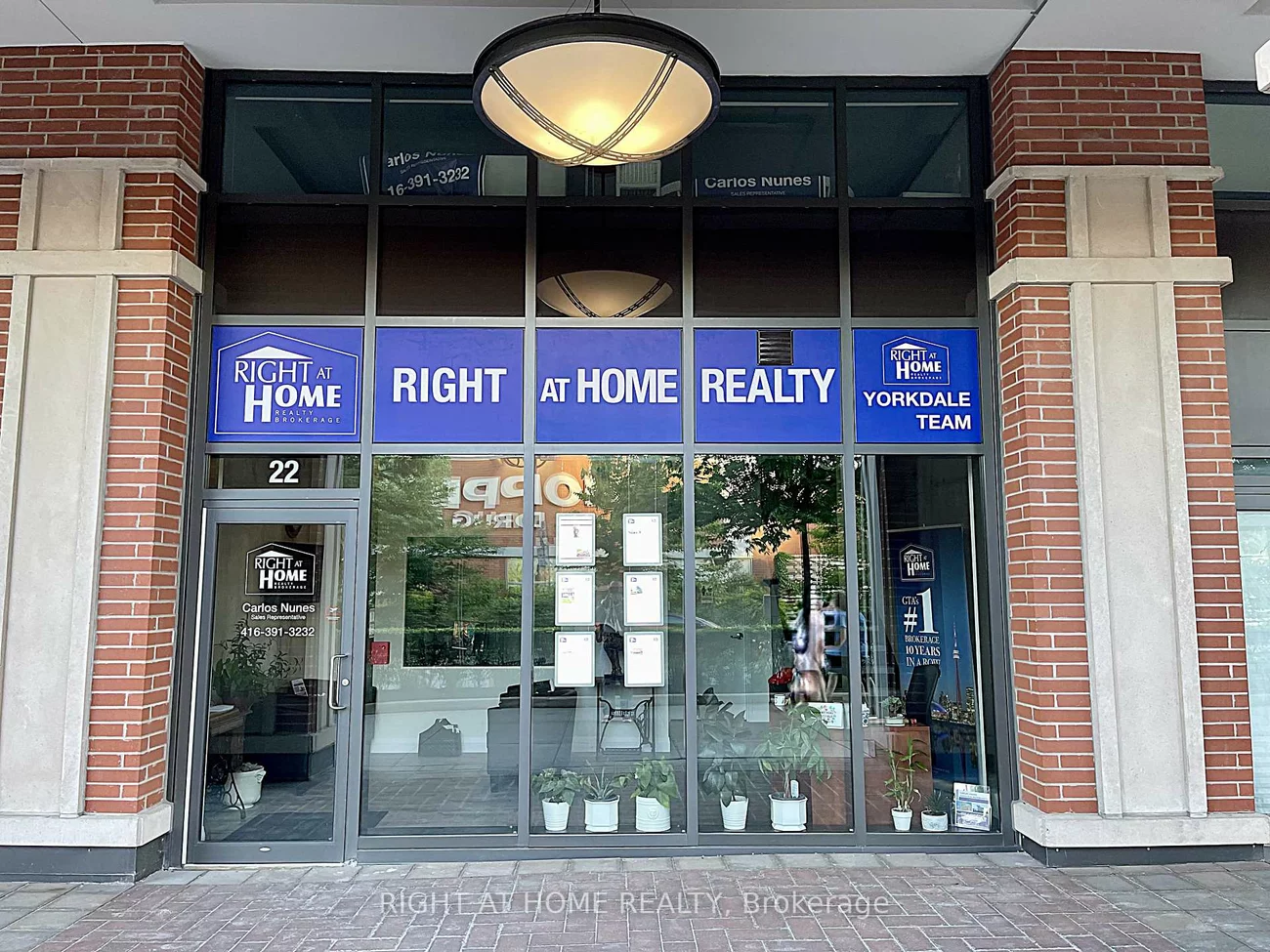 2933, Bur Oak, Cornell, Markham