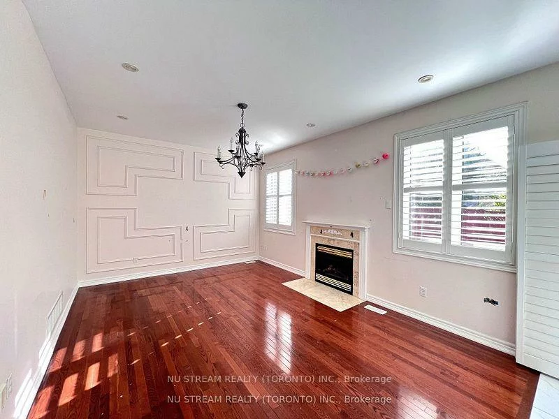 5, Victoria Wood, Greensborough, Markham