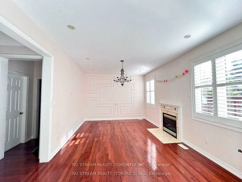 5, Victoria Wood, Greensborough, Markham