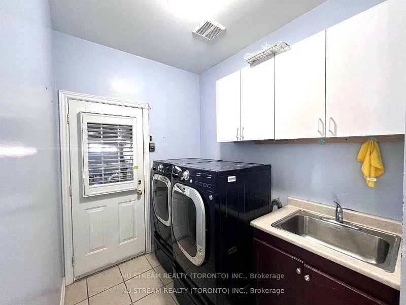 5, Victoria Wood, Greensborough, Markham