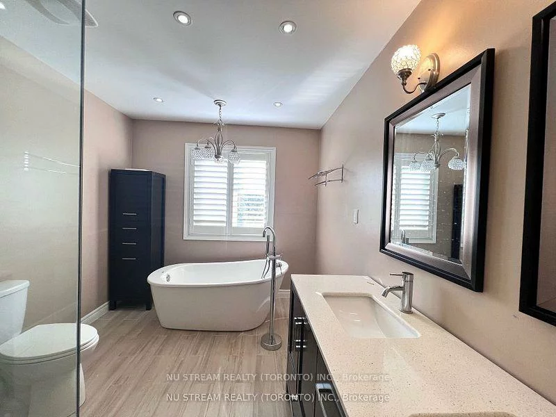 5, Victoria Wood, Greensborough, Markham