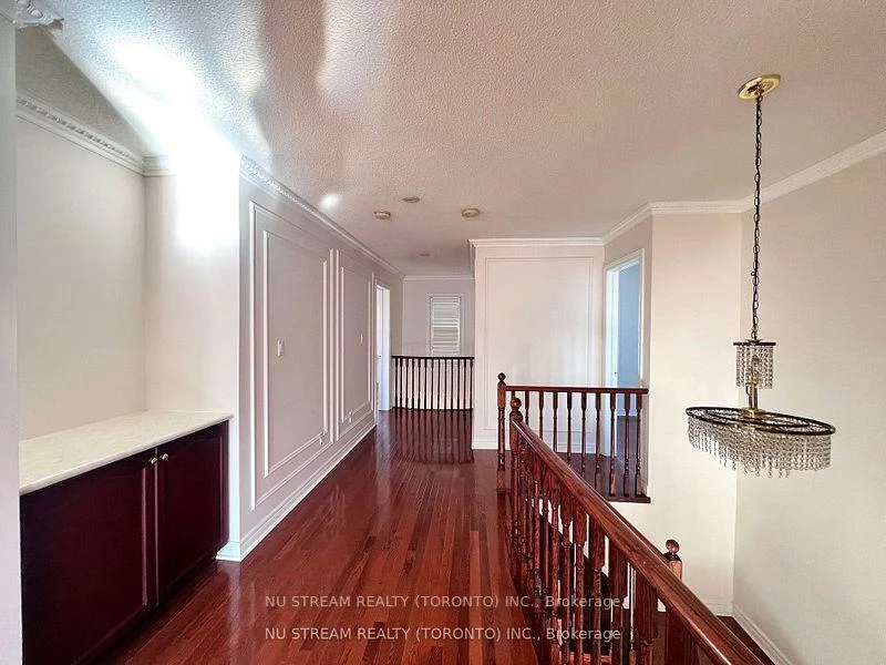 5, Victoria Wood, Greensborough, Markham