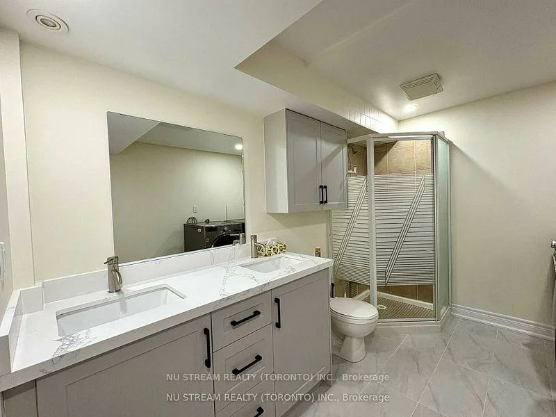 5, Victoria Wood, Greensborough, Markham