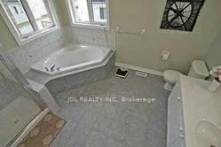 105, Elmrill, Berczy, Markham