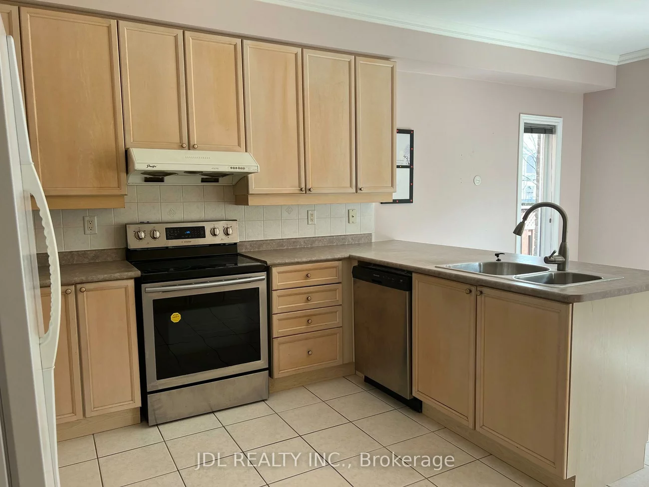 105, Elmrill, Berczy, Markham