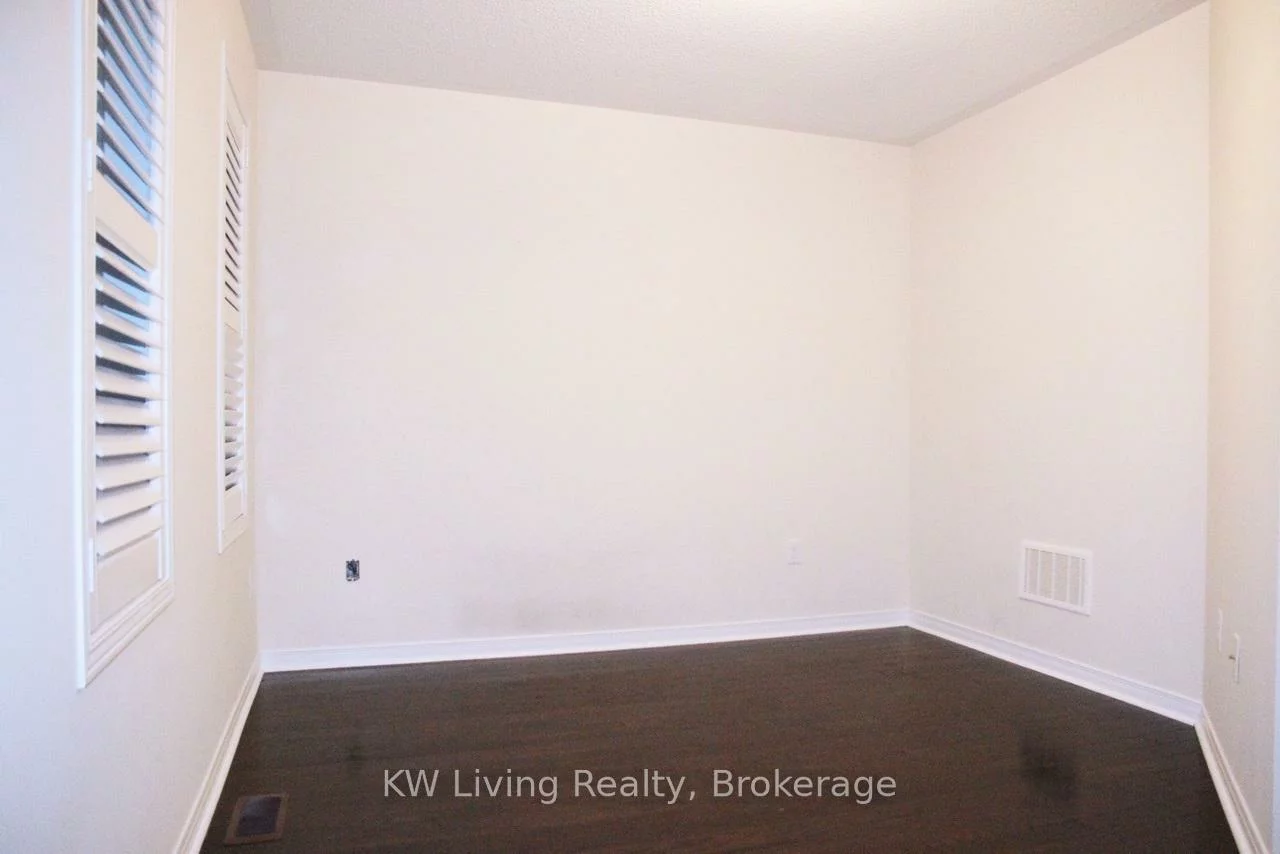 62, Jackson Eli, Cedarwood, Markham