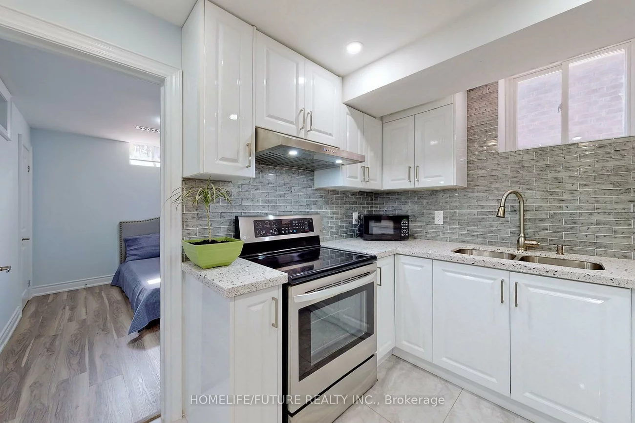 72, Mohandas, Cedarwood, Markham