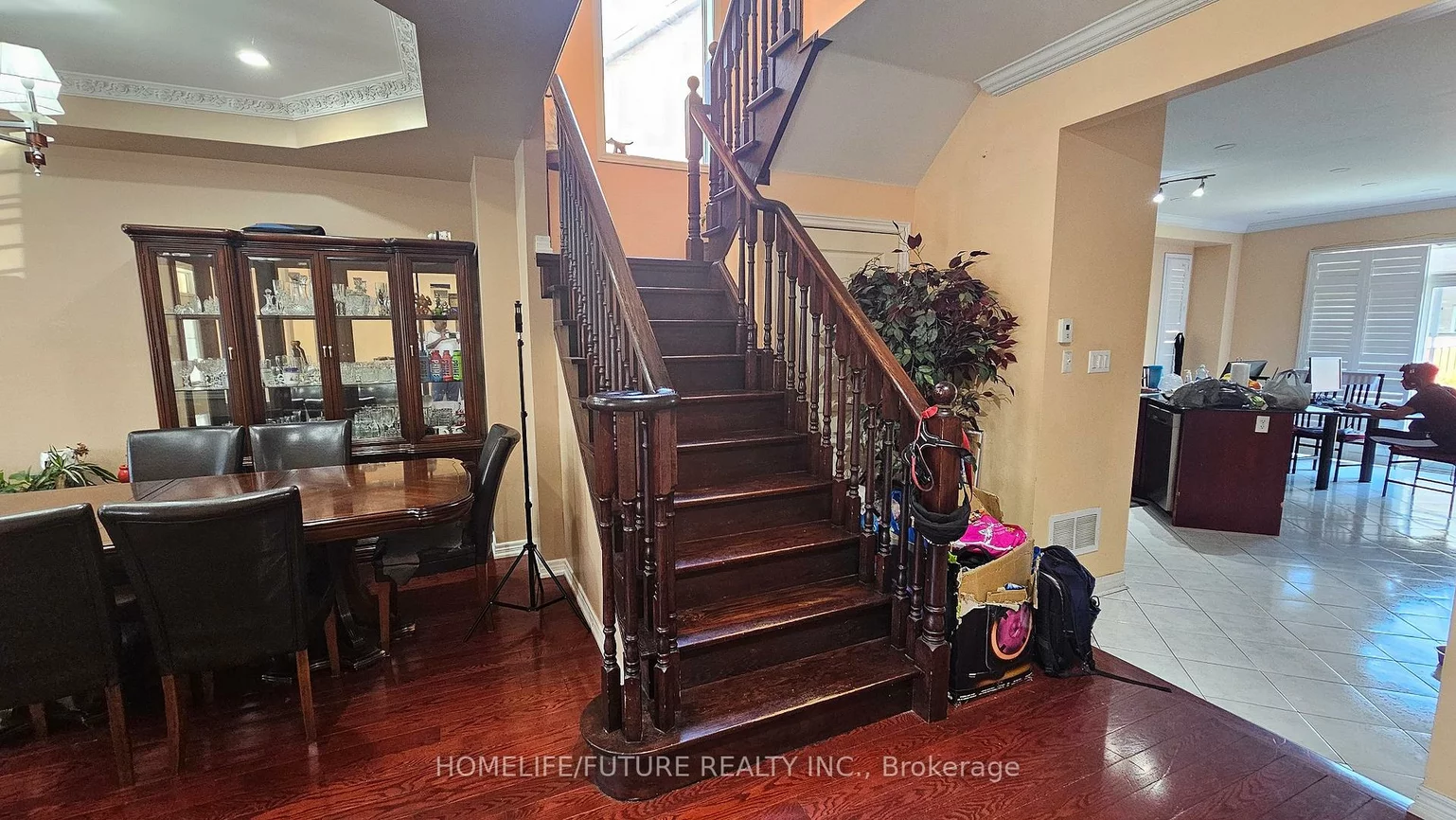 33, Silkgrove, Wismer, Markham