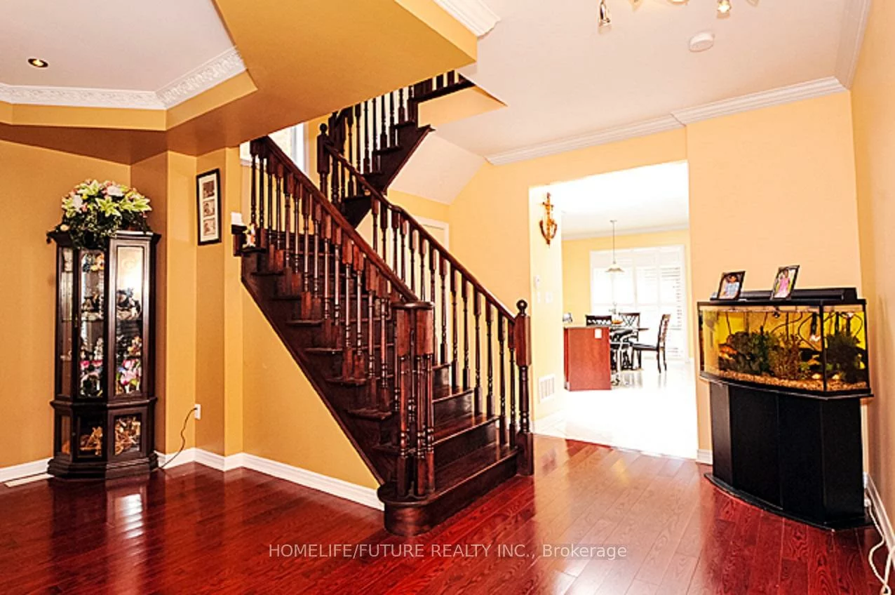 33, Silkgrove, Wismer, Markham