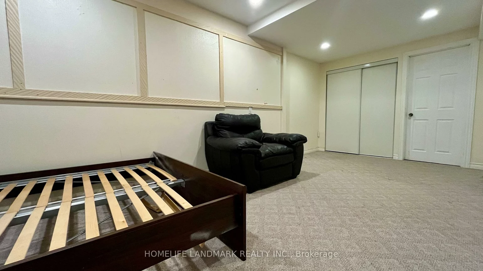 29, West Borough, Aileen-Willowbrook, Markham