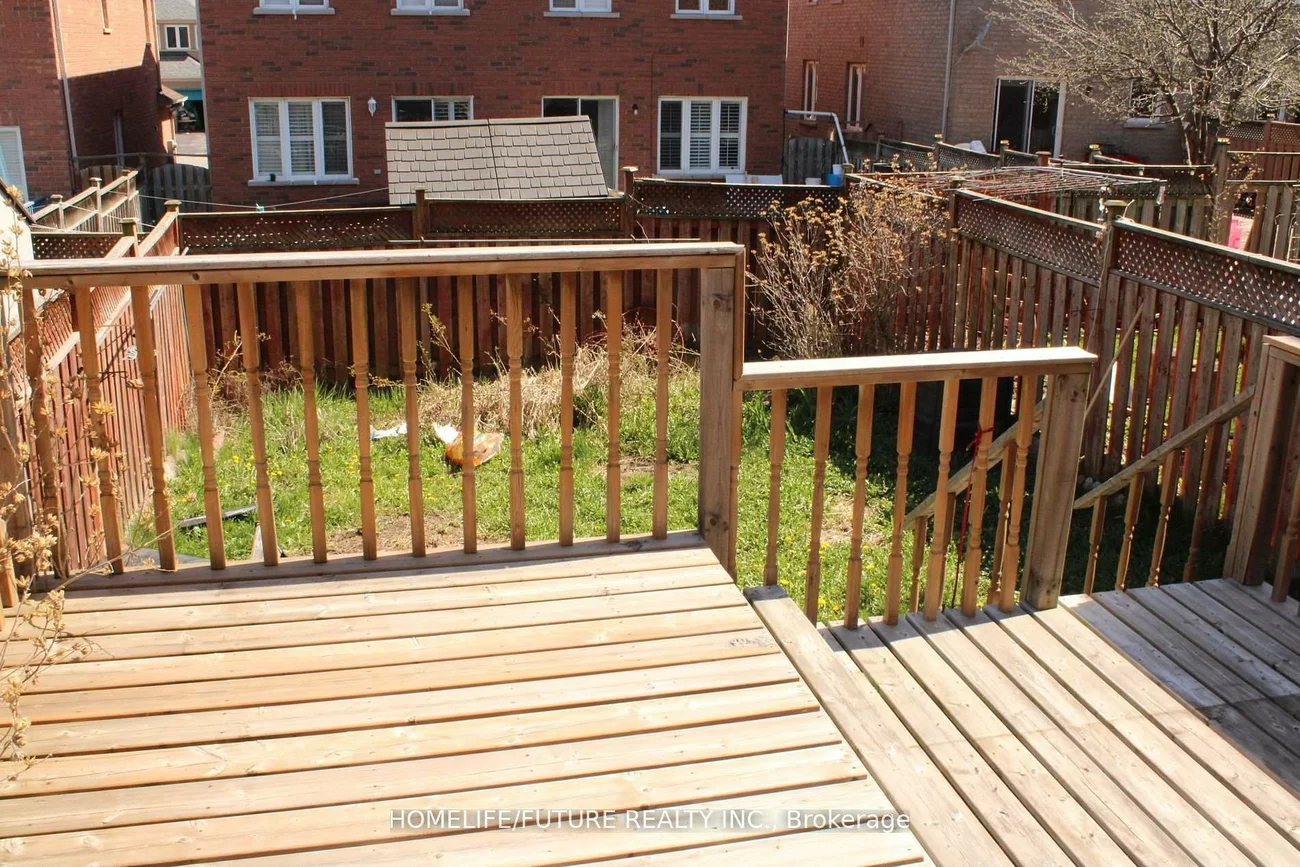 33, Tara, Cedarwood, Markham