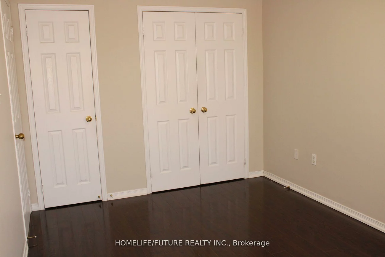 33, Tara, Cedarwood, Markham