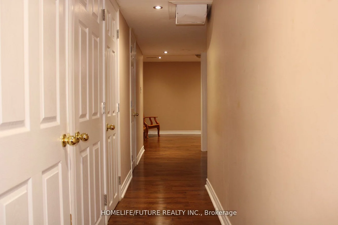 33, Tara, Cedarwood, Markham