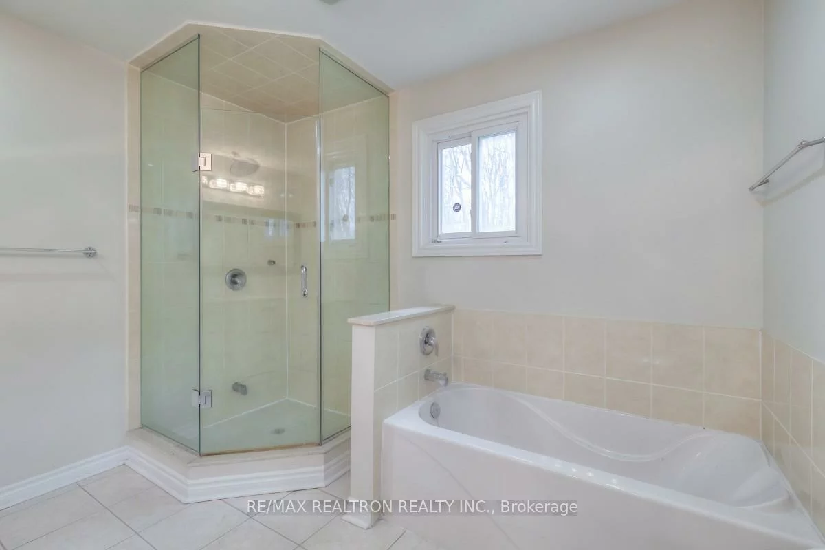 78, Soho, Markville, Markham