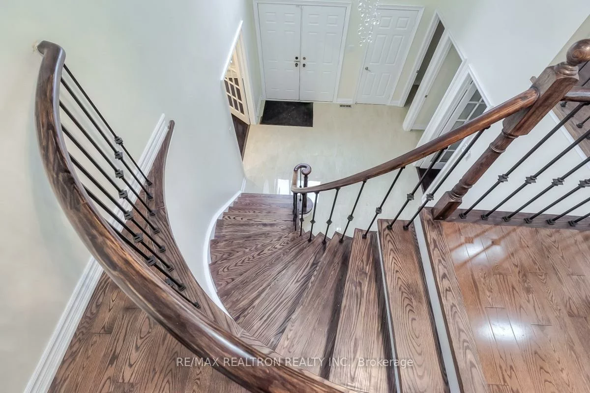 78, Soho, Markville, Markham