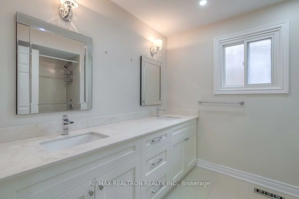 78, Soho, Markville, Markham