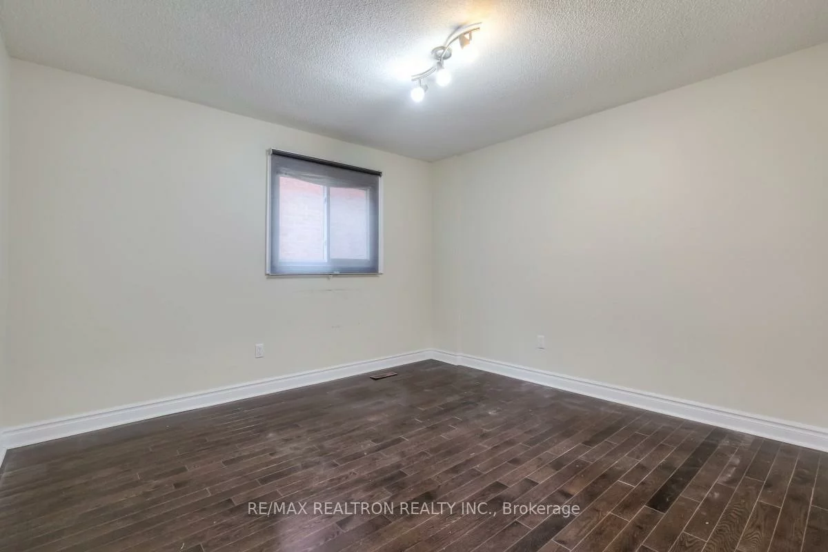 78, Soho, Markville, Markham