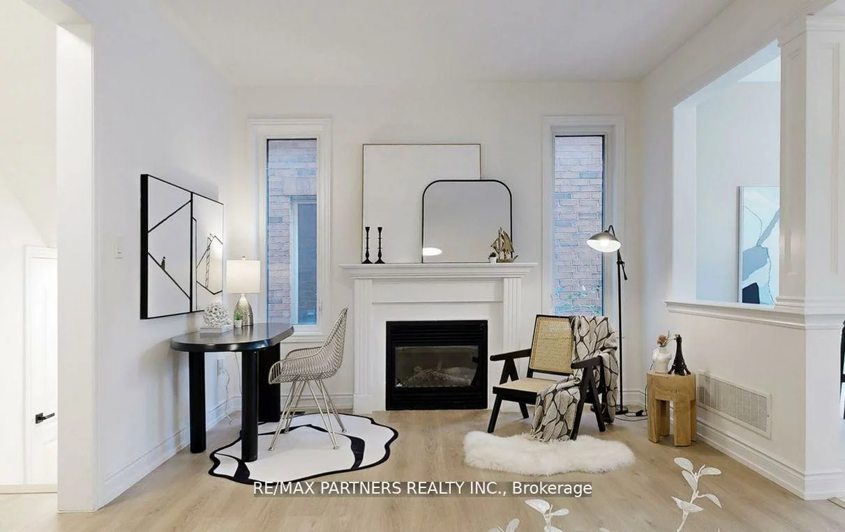 29, Robert Osprey, Cathedraltown, Markham