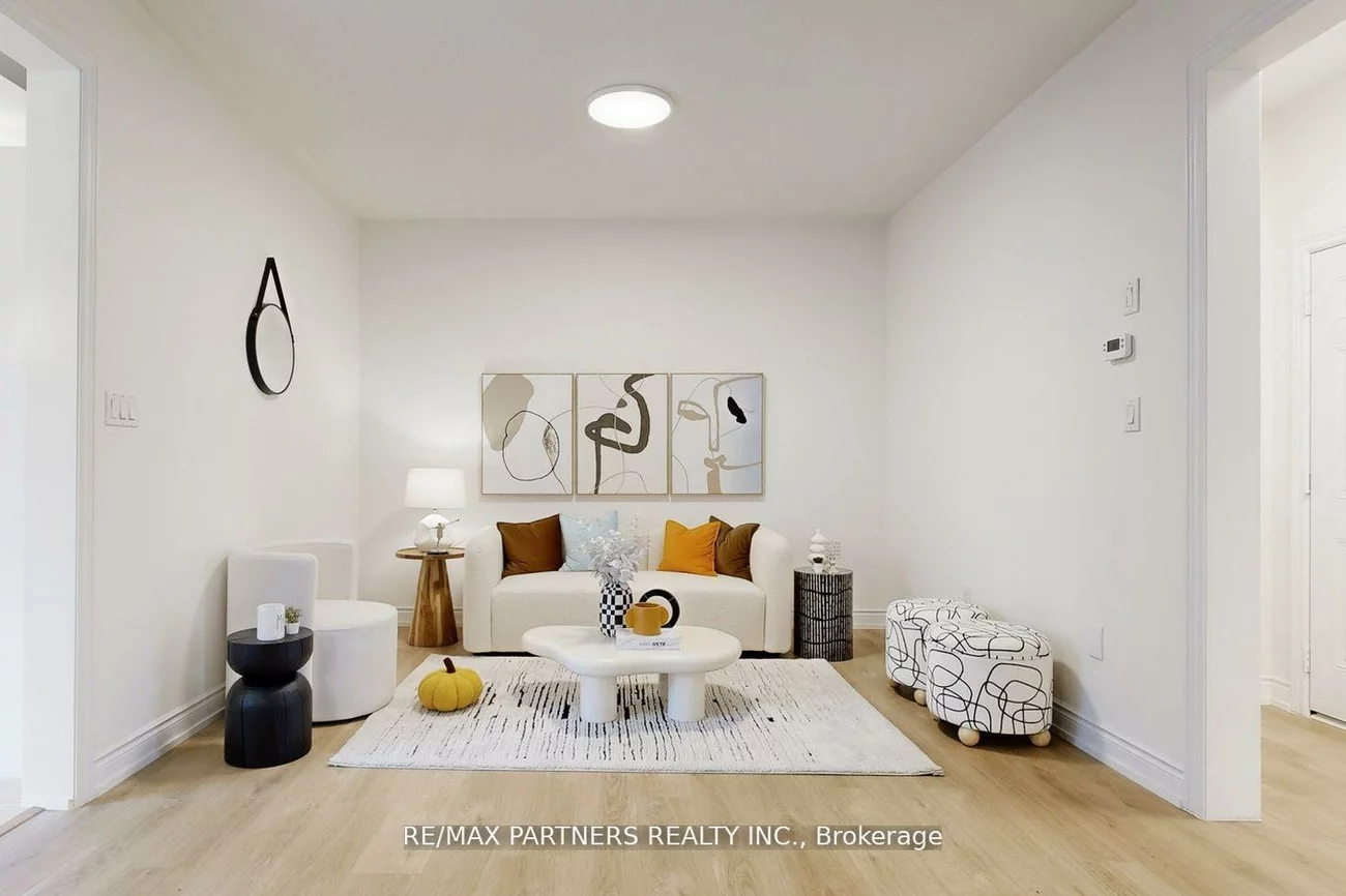 29, Robert Osprey, Cathedraltown, Markham