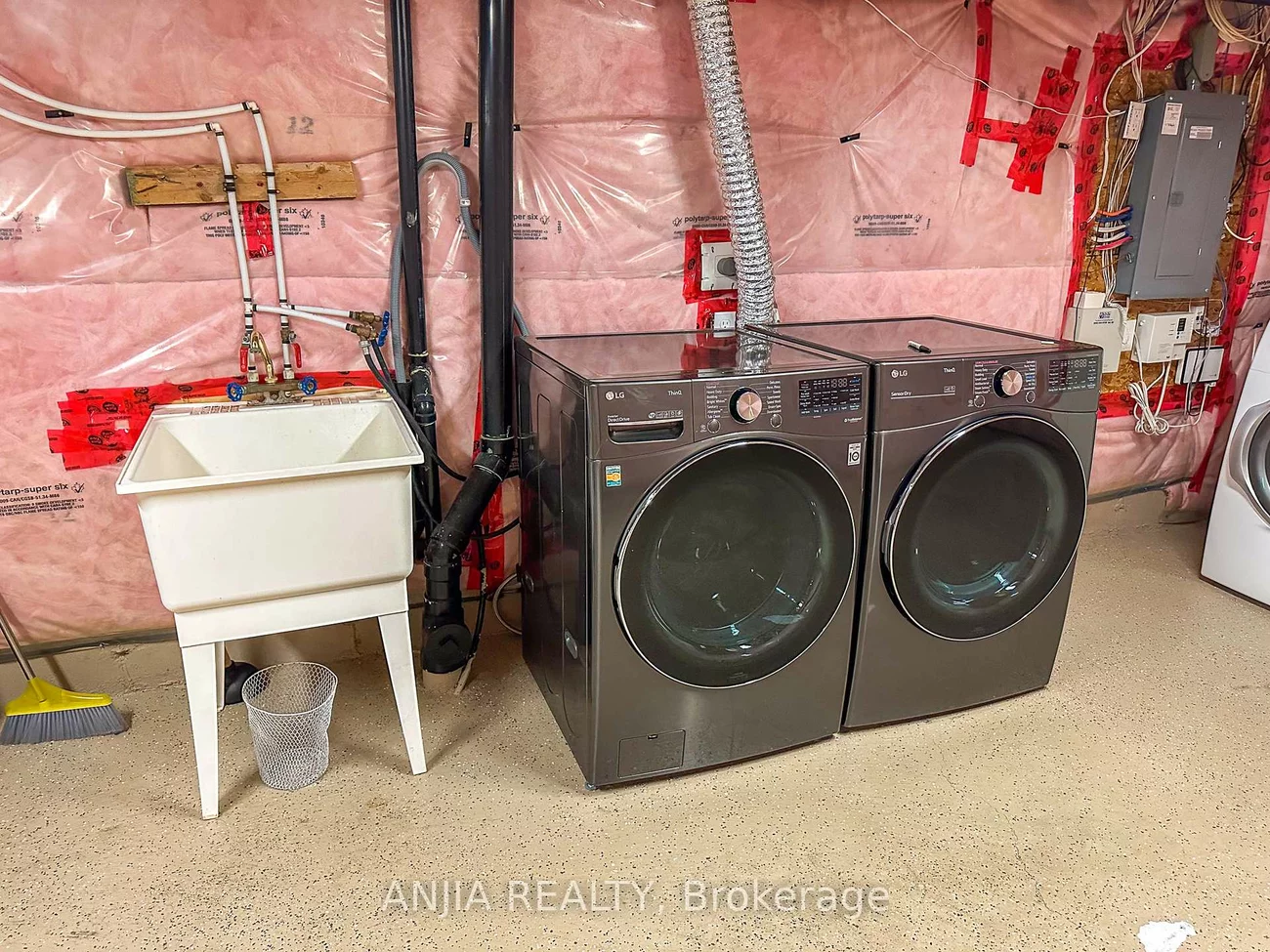 21, Fitzroy, Wismer, Markham