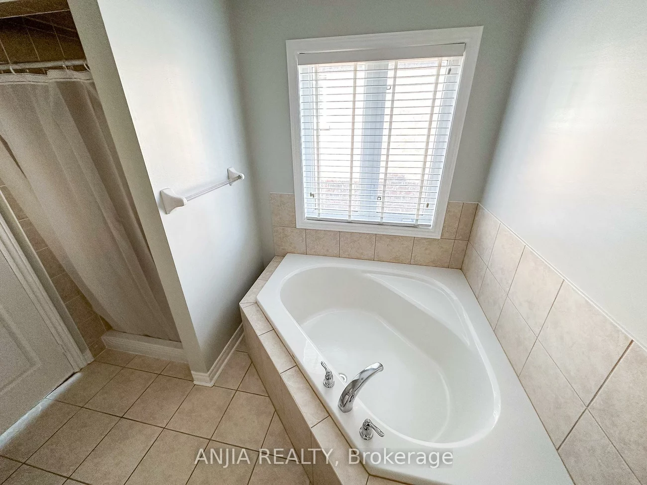 21, Fitzroy, Wismer, Markham