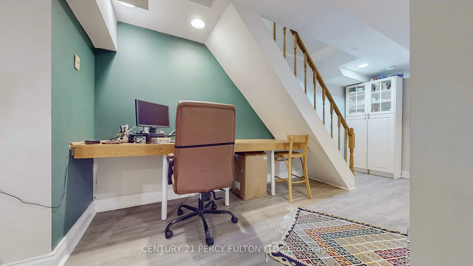 158, Holm, Aileen-Willowbrook, Markham