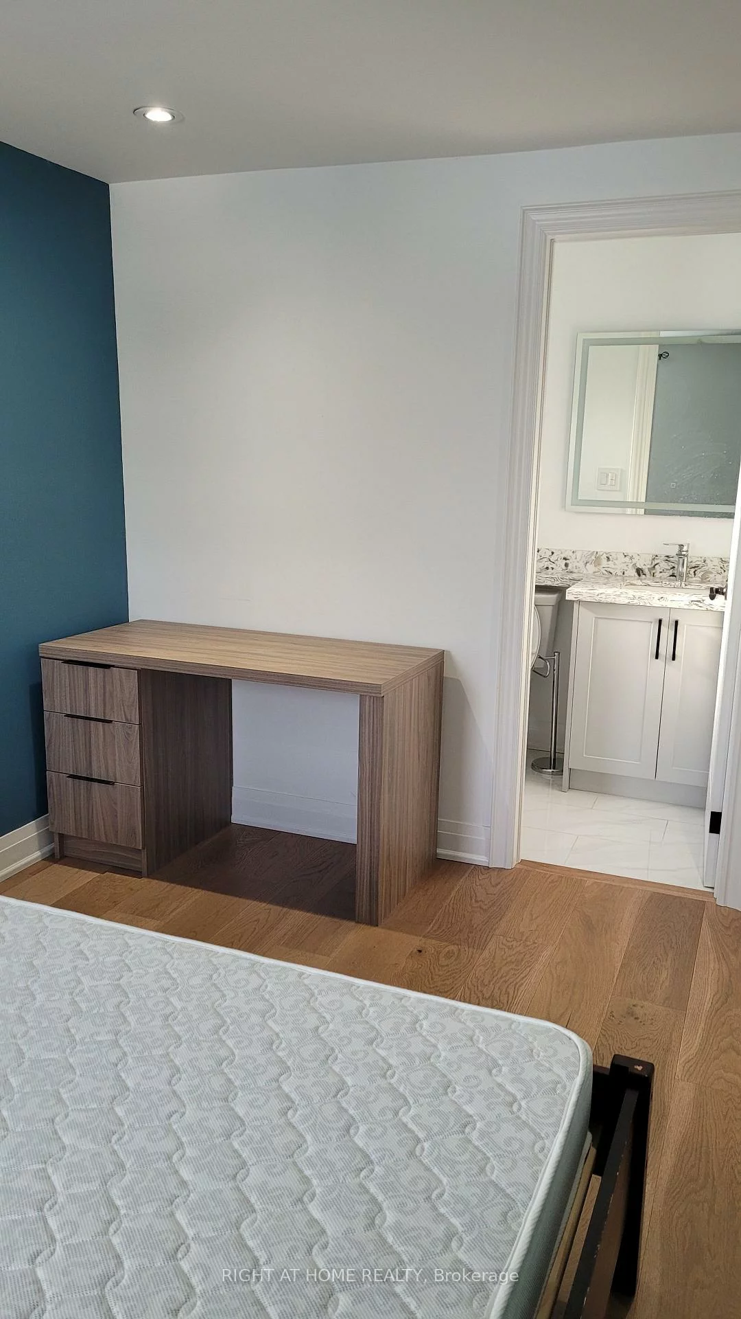 2, Clydesdale, Milliken Mills West, Markham