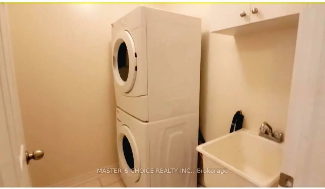 100, Rougeview Park, Greensborough, Markham