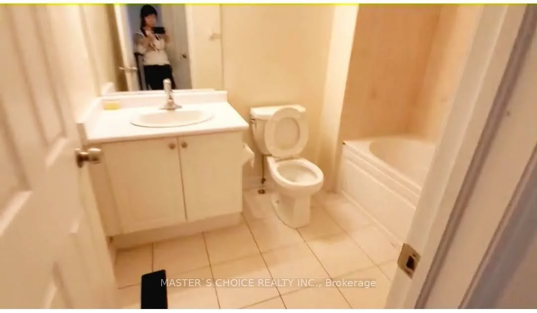 100, Rougeview Park, Greensborough, Markham