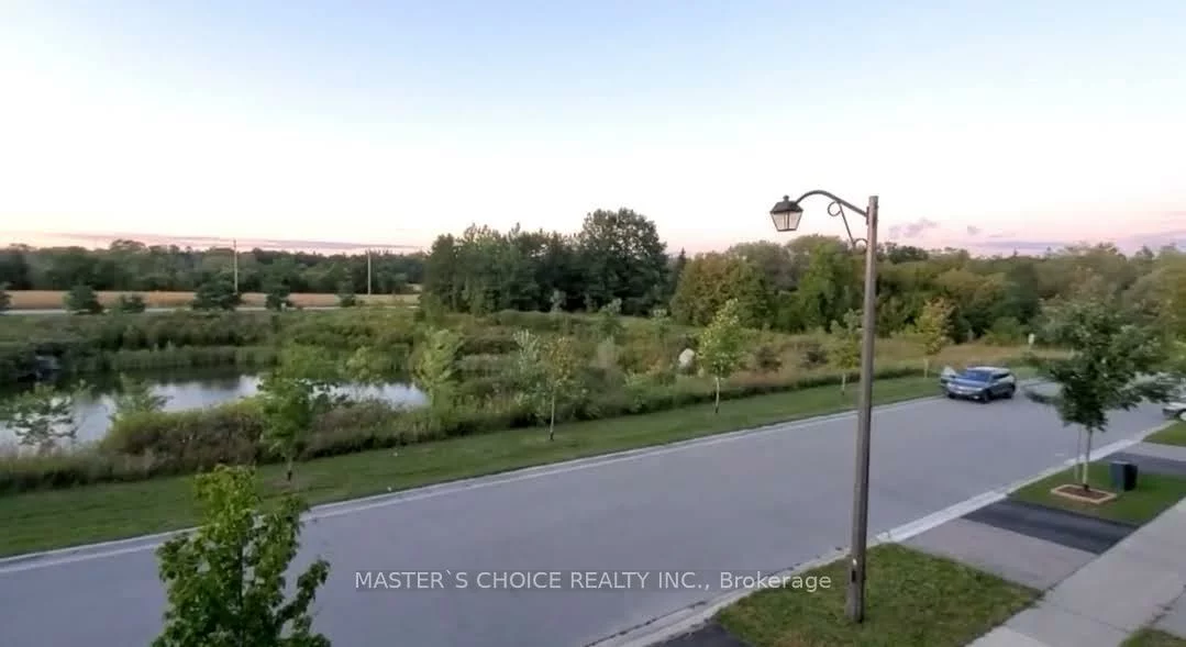 100, Rougeview Park, Greensborough, Markham