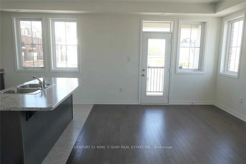 56, Cornell Centre, Cornell, Markham