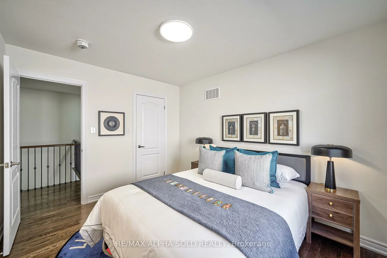 5, Bloom, Cornell, Markham