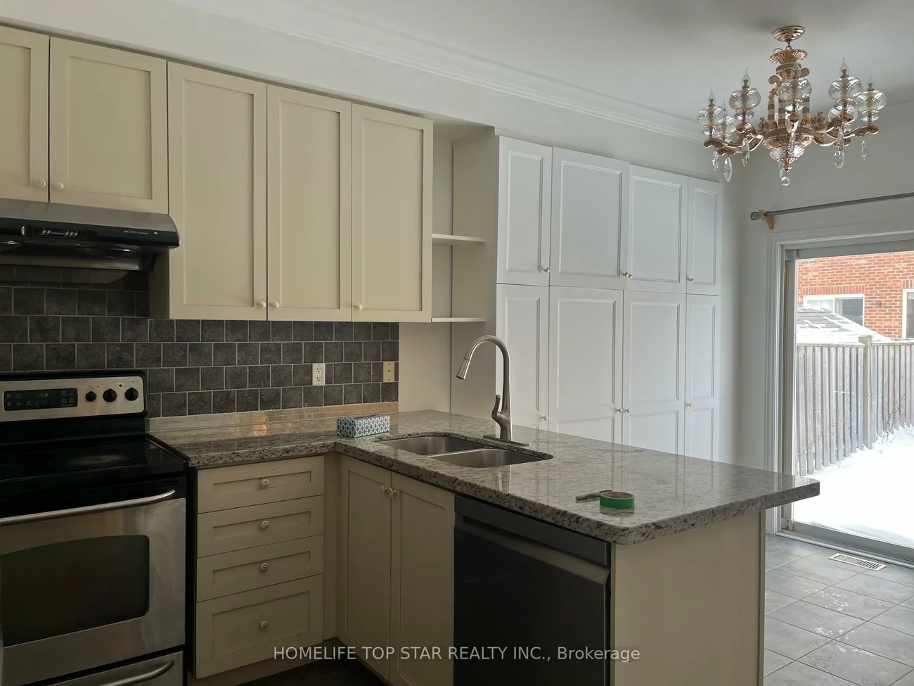 6, Maybole, Greensborough, Markham