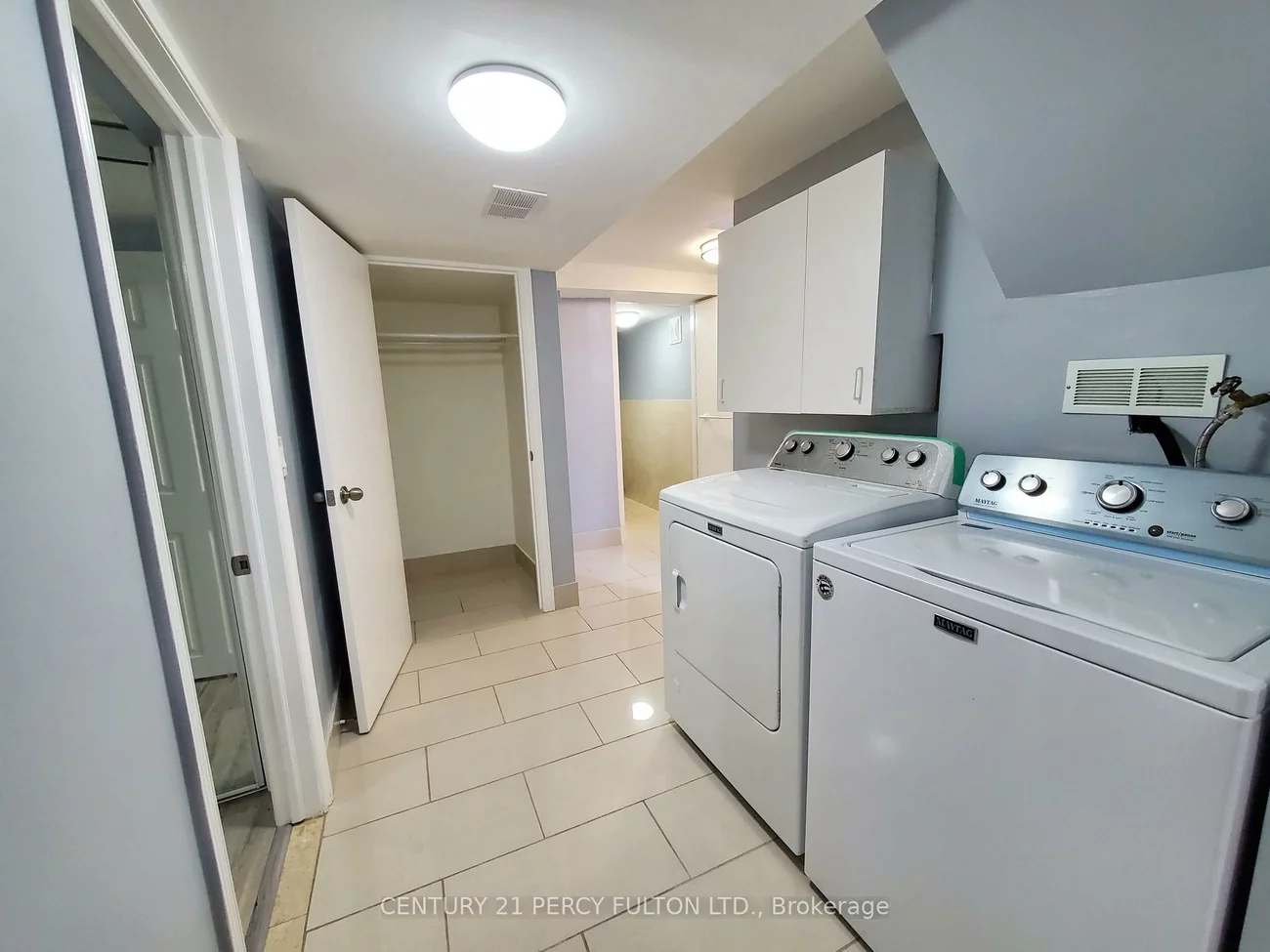 48, Laguna, Middlefield, Markham