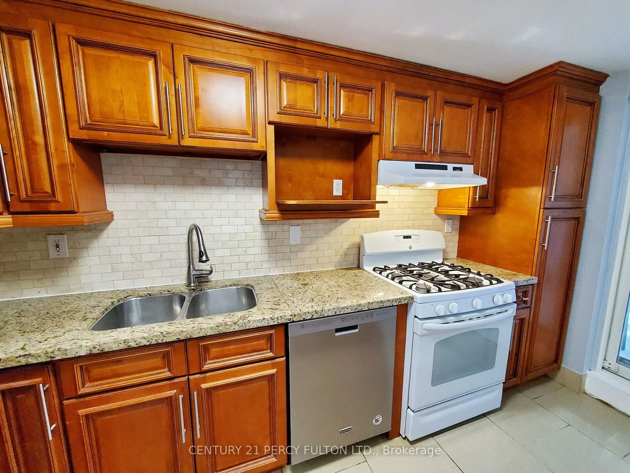 48, Laguna, Middlefield, Markham