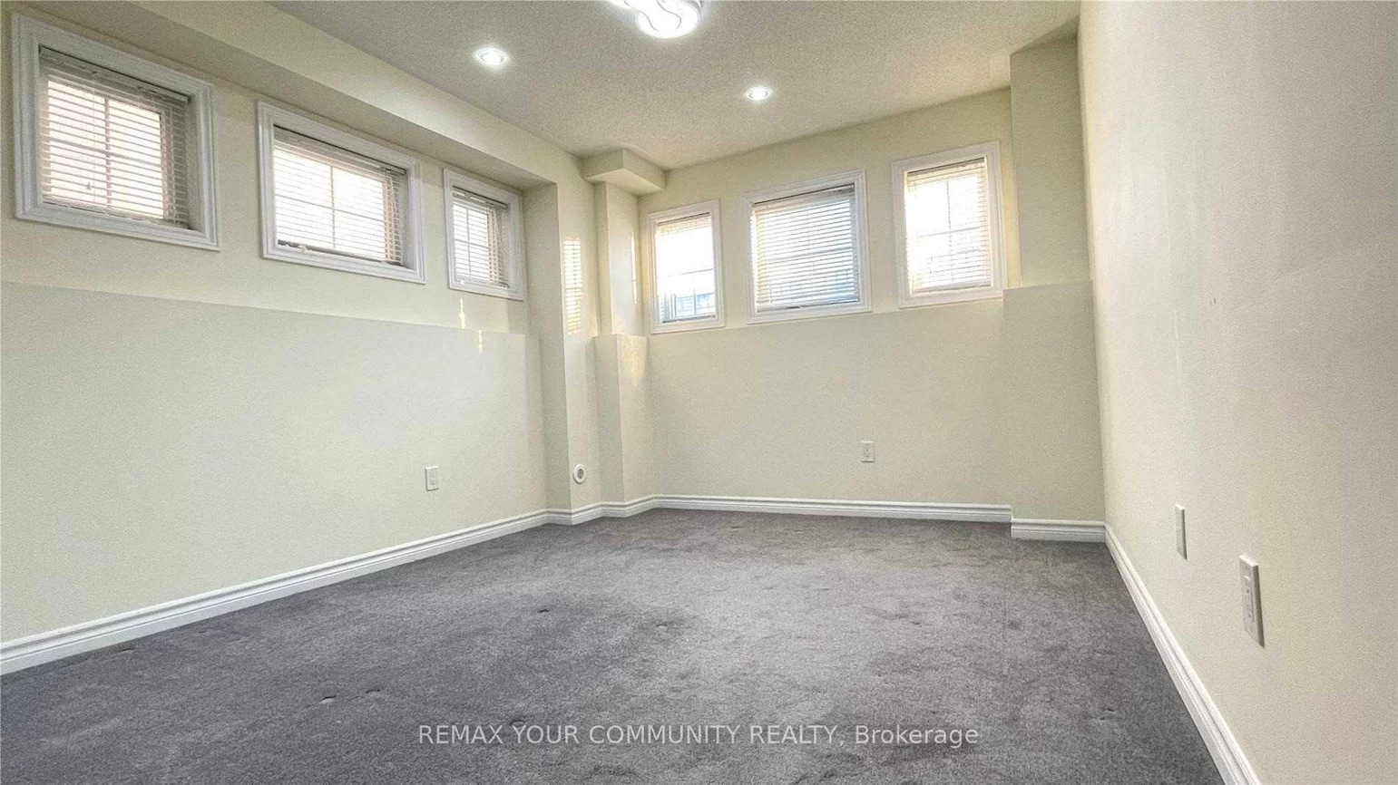 29, Sharbot, Greensborough, Markham