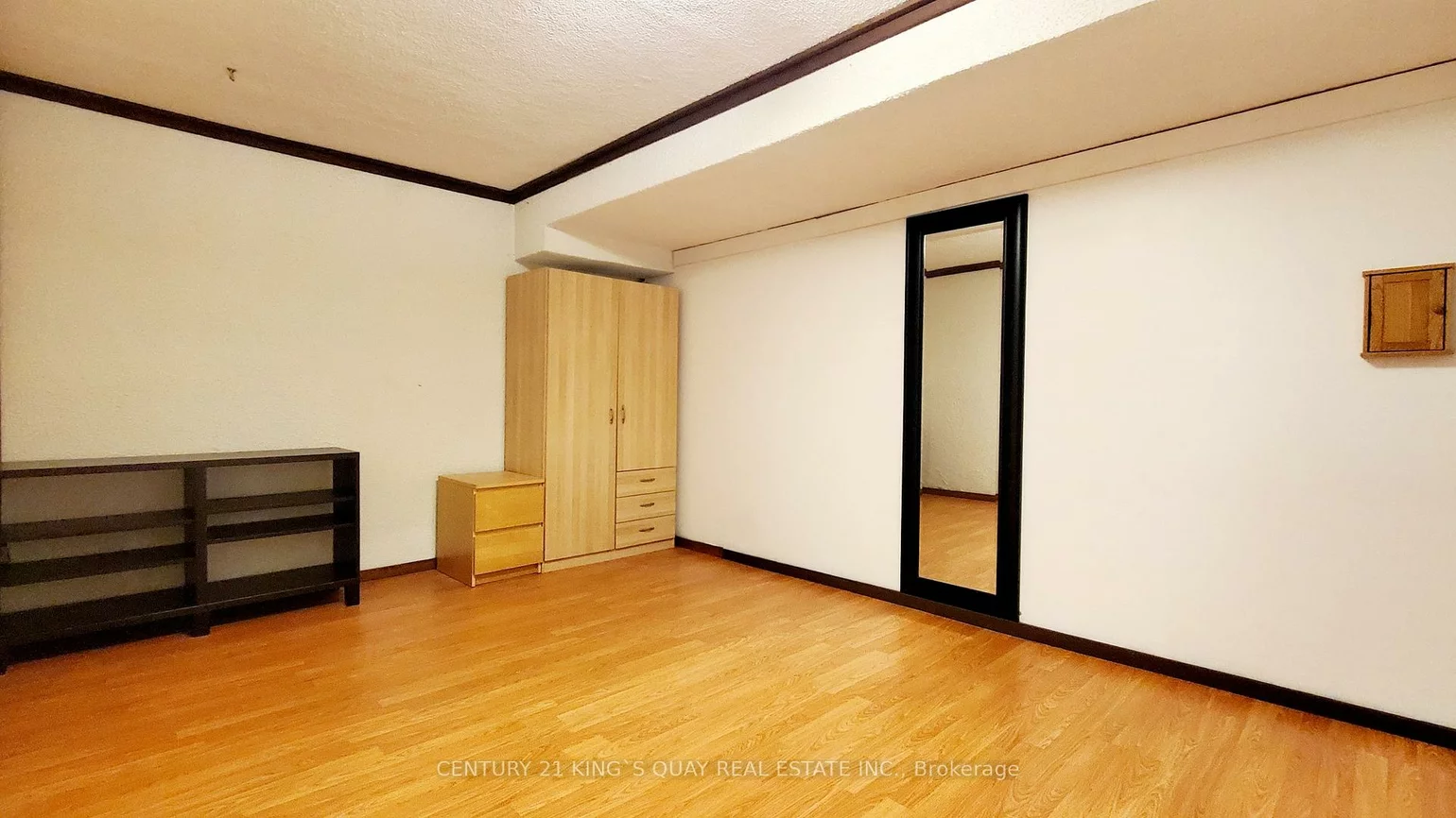 6, Cottsmore, Milliken Mills West, Markham