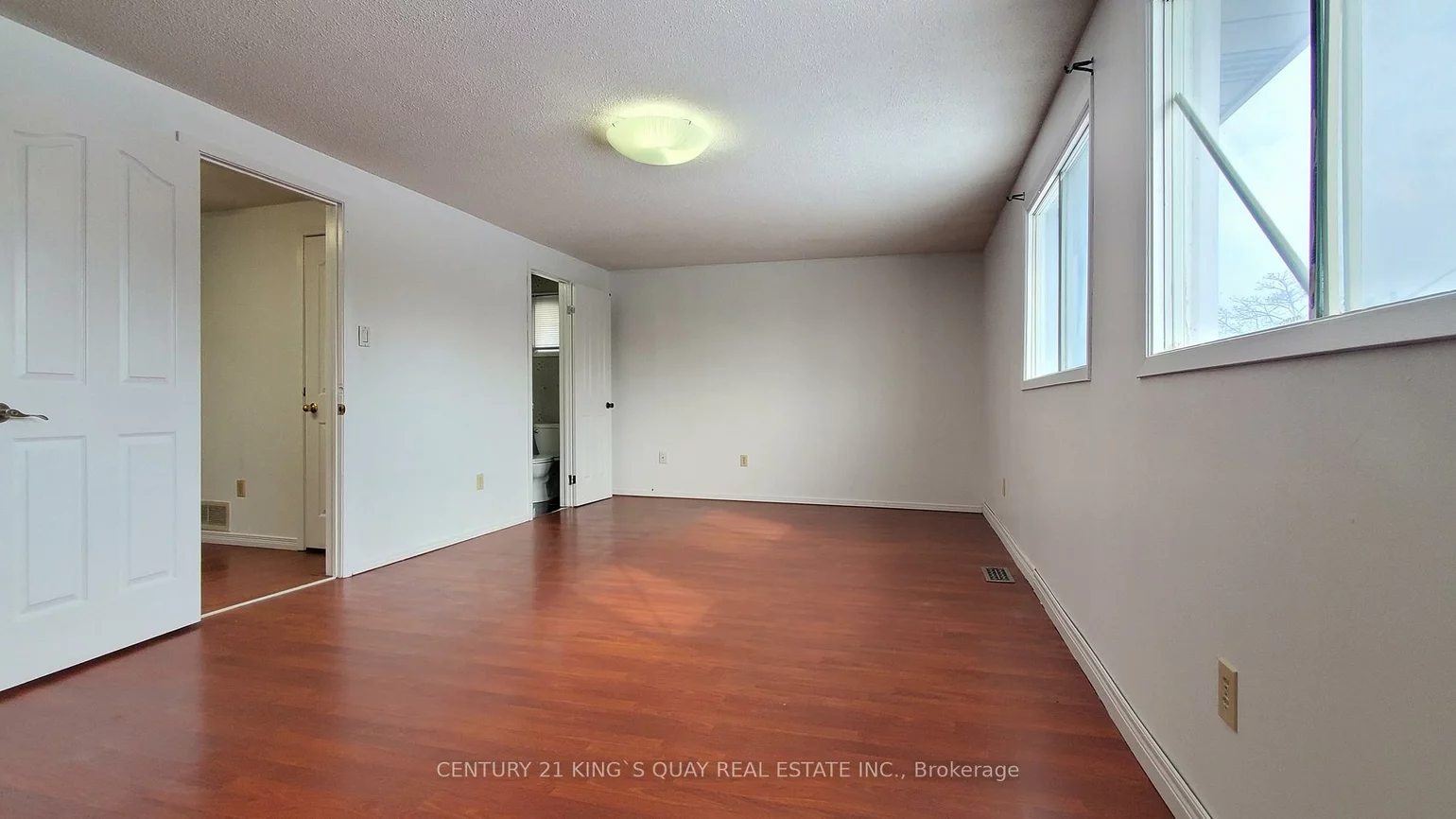 6, Cottsmore, Milliken Mills West, Markham