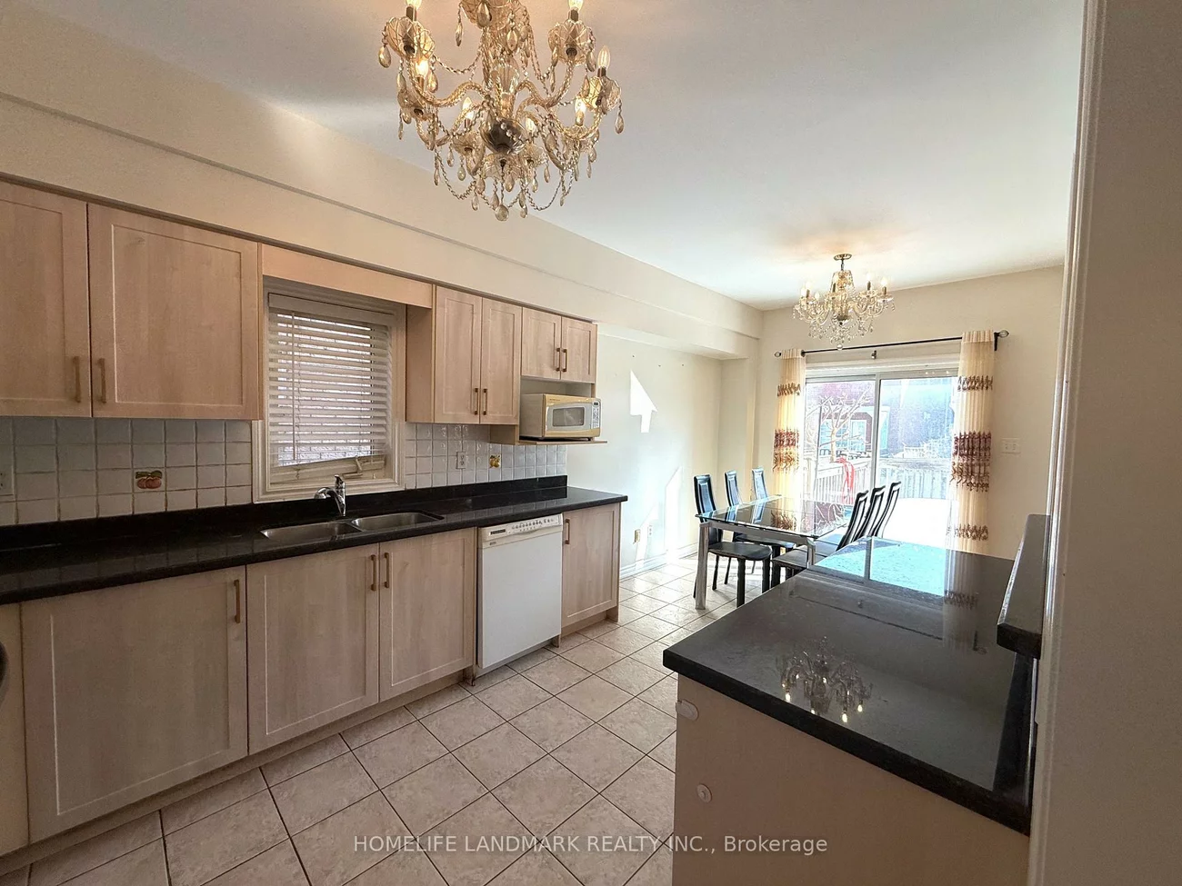 10, Whistler, Milliken Mills West, Markham